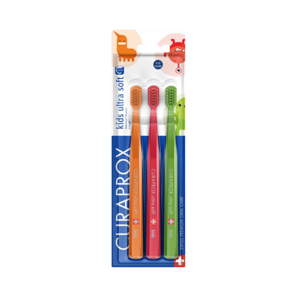 Набір зубних щіток Curaprox Kids Ultra Soft  ультра м'які від 4 до 12 років 3 штуки